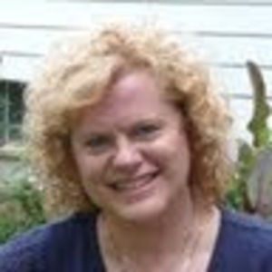 Meet your Posher, Cynthia